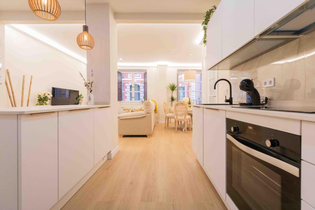 Bilbao Chic Barrena Old Town Leilighet Eksteriør bilde