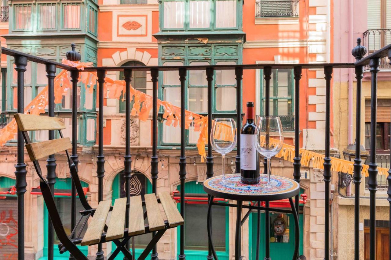 Bilbao Chic Barrena Old Town Leilighet Eksteriør bilde