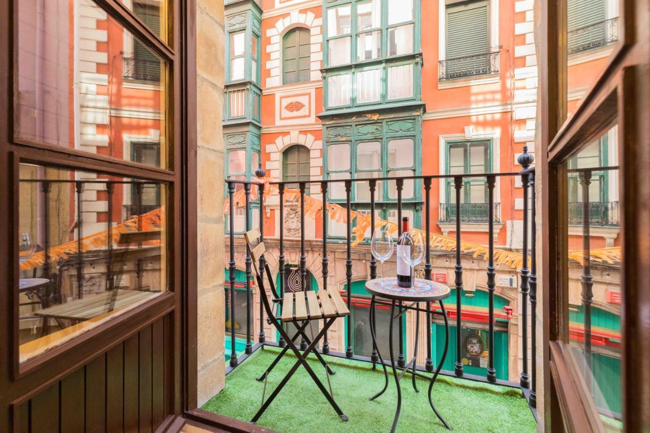 Bilbao Chic Barrena Old Town Leilighet Eksteriør bilde